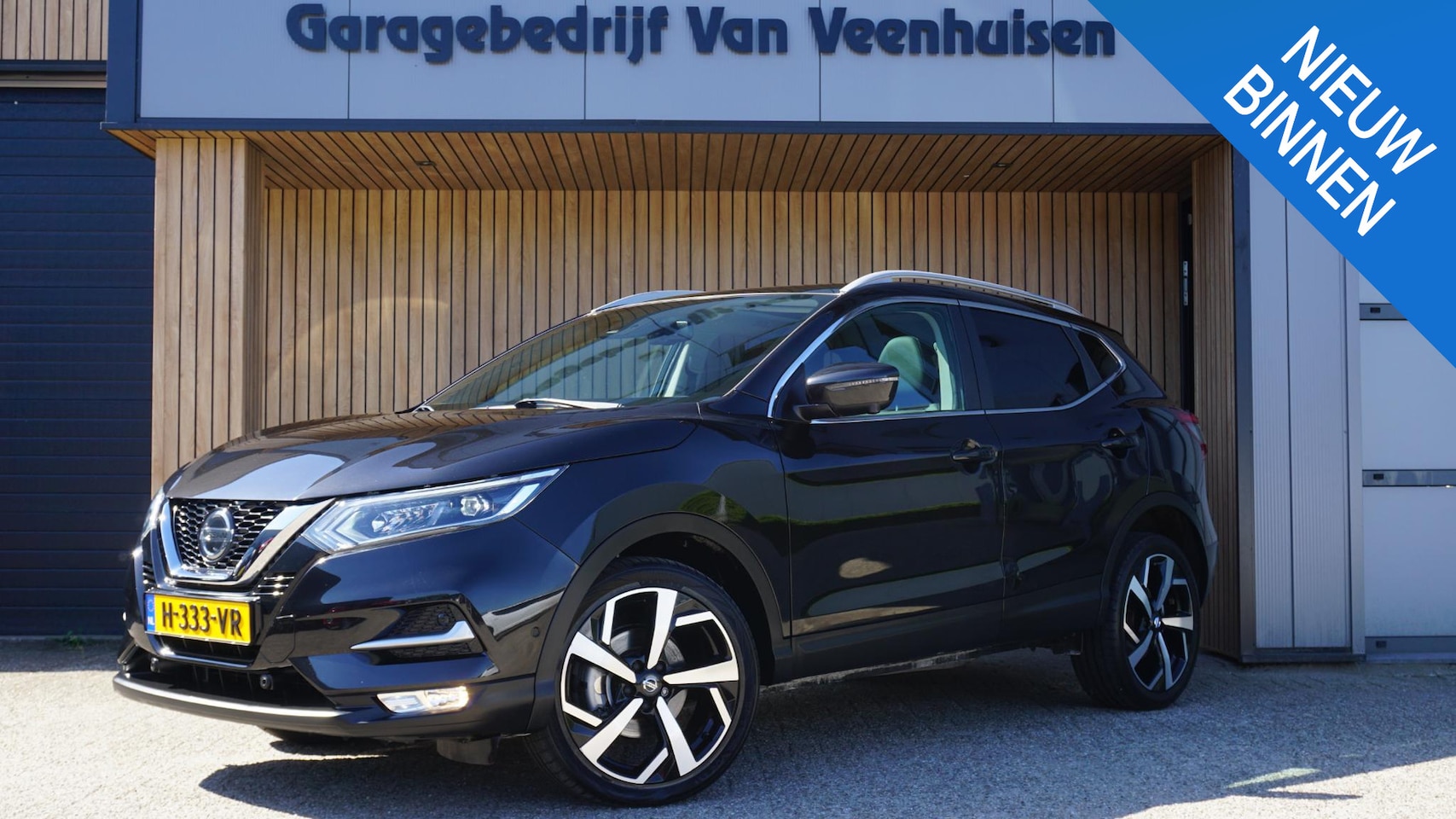 Nissan Qashqai - 1.3 DIG-T 160pk Automaat Tekna Pano.Dak Leder 360-View 19inch LM LED *NL auto* 1e eigenaar - AutoWereld.nl
