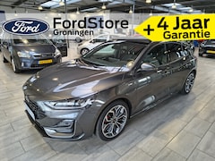 Ford Focus - ST-Line EcoBoost Hybrid 155 pk | Pano | 18" | Winter Pack | Camera | Adapt. cruise | Camer