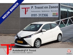 Toyota Aygo - 1.0 VVT-i x-play Dealeronderhouden Achteruitrijcamera/Airco/Bluetooth/Nederlandse auto