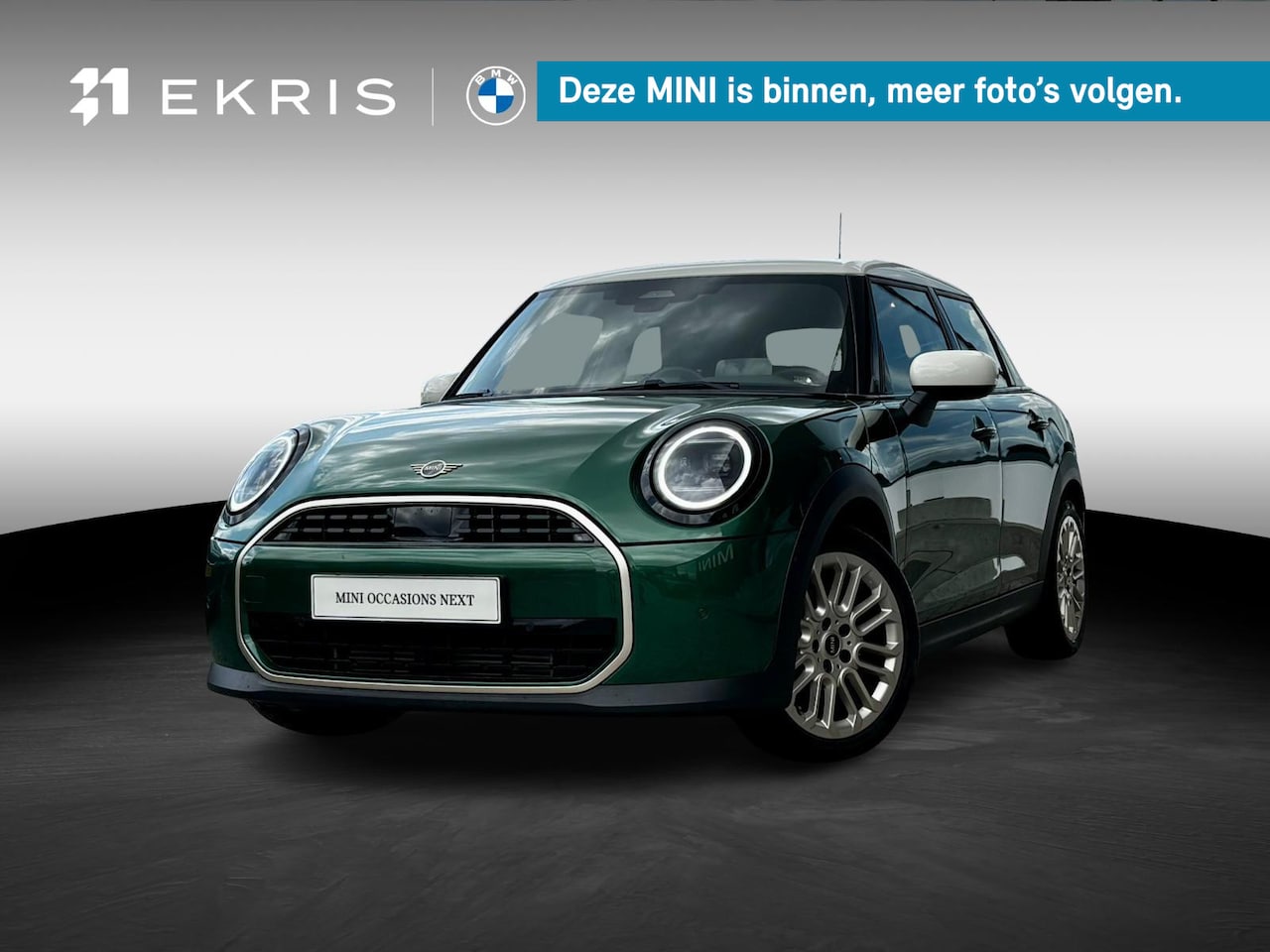 MINI Cooper - 3-deurs C | Favoured Trim | 17" U-Spoke vibrant silver | MINI Head-Up Display | Alarmsyste - AutoWereld.nl