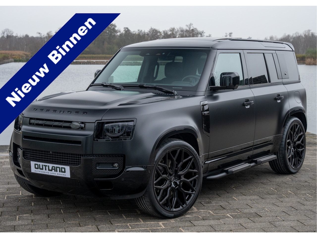 Land Rover Defender 110 - P400e X-Dynamic HSE | 24" Vossen | Stealth PPF | Urban | - AutoWereld.nl