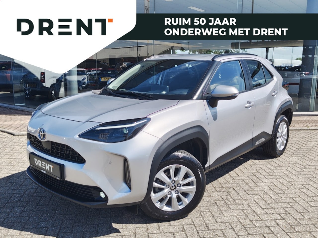 Toyota Yaris Cross - 1.5 Hybrid Dynamic | HUD | Sensoren v/a | El. Achterklep | Stoel - AutoWereld.nl