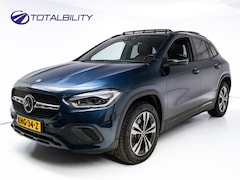 Mercedes-Benz GLA-Klasse - 250 e Luxury Line | Pano | Elec. klep | Elec. Trekhaak | Stoel- stuurverwarming | Adap. Cr
