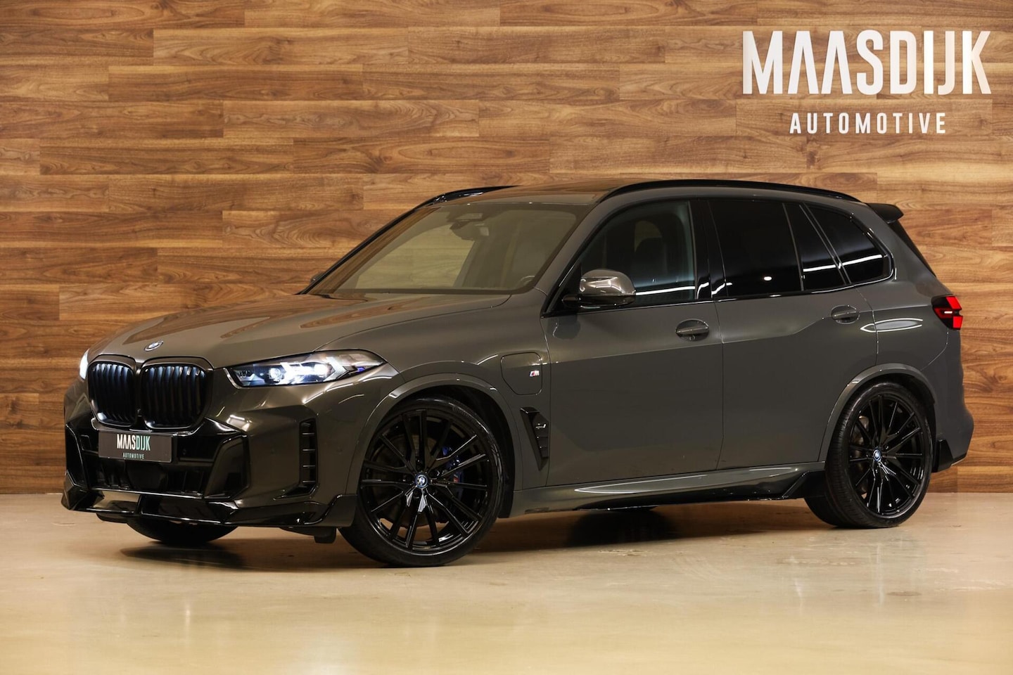 BMW X5 - xDrive50e M-Sport Pro|Individual|Pano|H&K|Carbon|360| - AutoWereld.nl