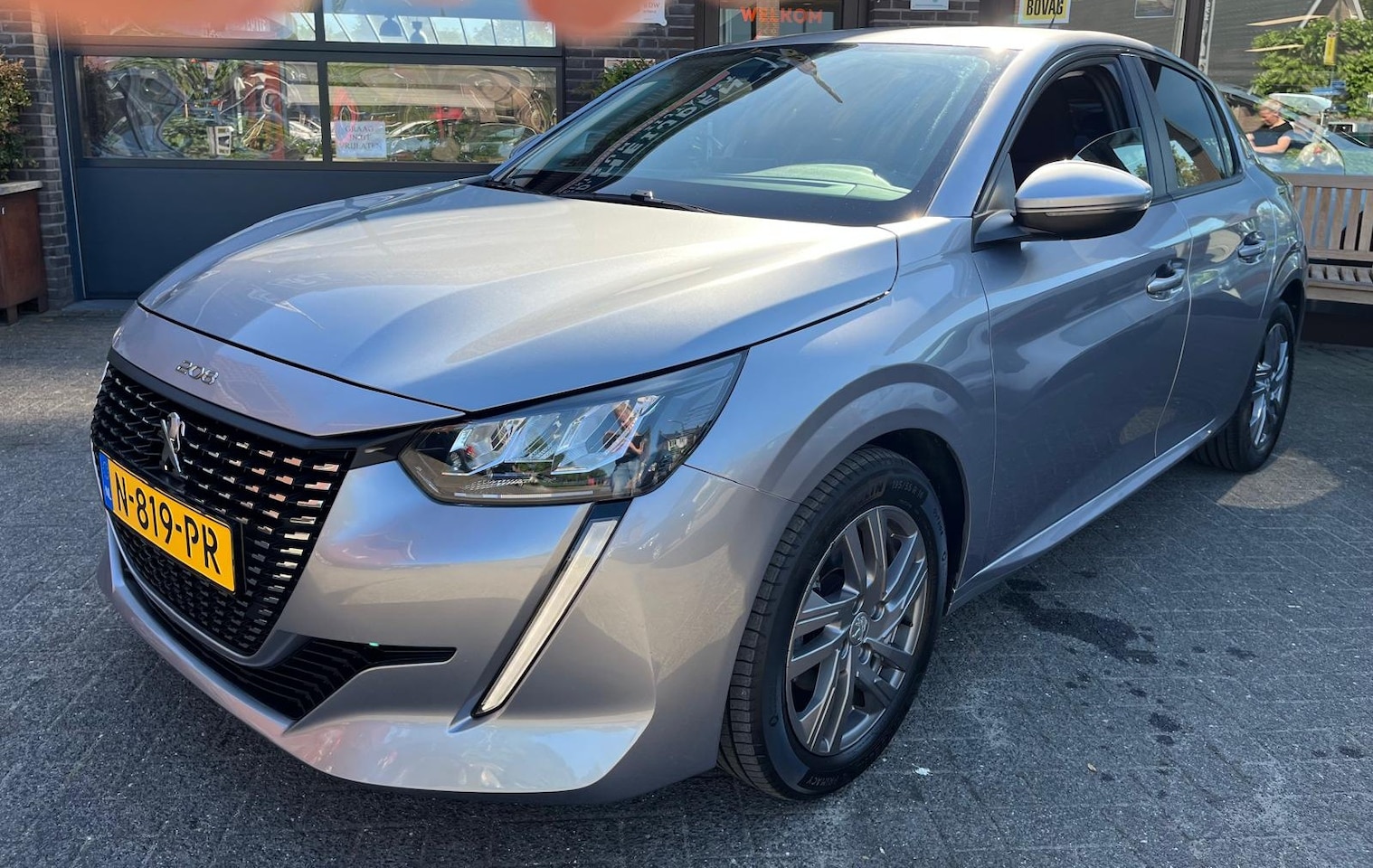 Peugeot 208 - 1.2 PureTech Active App-connect - AutoWereld.nl