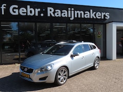 Volvo V60 - 2.4D6 AWD Hybrid Summum*Schuifdak*Leder*EXPORTPRIJS