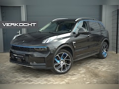 Lynk & Co 01 - 1.5 | Panoramadak | Stoelverwarming | Keyless | Apple Carplay | Adaptive Cruise Control |