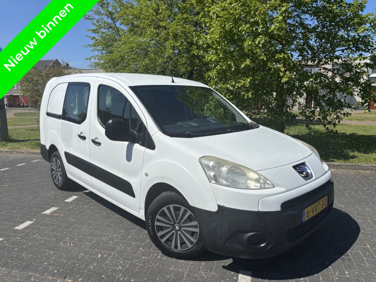 Peugeot Partner - 122 1.6 HDI L2 Clima|Cruise - AutoWereld.nl