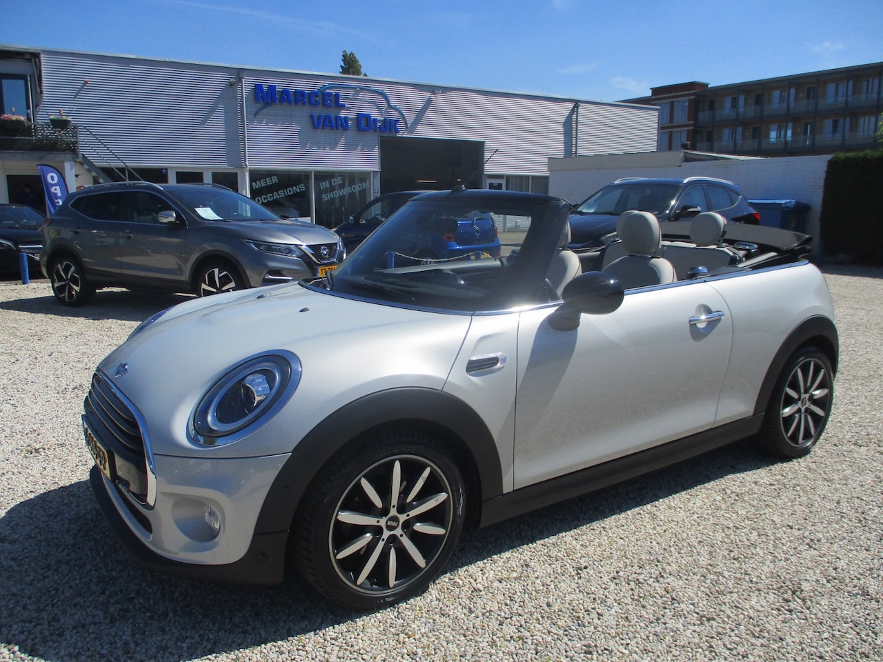 MINI Cabrio - 1.5 Cooper Chili Automaat - AutoWereld.nl