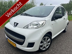 Peugeot 107 - 1.0-12V XR