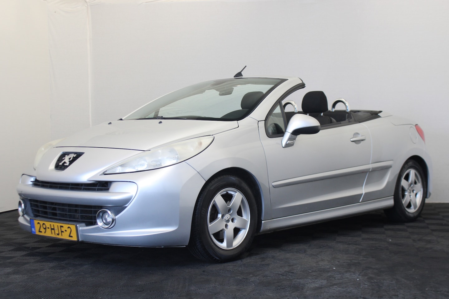 Peugeot 207 CC - 1.6 VTi 1.6 VTi - AutoWereld.nl