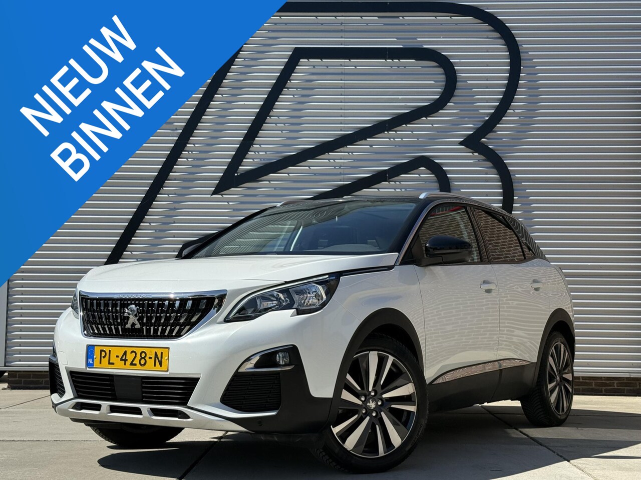 Peugeot 3008 - 1.2 PureTech Allure 2e Eigenaar|Schuifdak|Navi|Carplay|Trekhaak|Camera|Clima|Cruise|N.A.P| - AutoWereld.nl