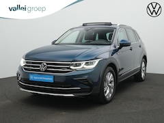 Volkswagen Tiguan - 1.4 TSI 245 pk eHybrid Elegance | Panoramadak | Trekhaak | IQ Light | Achteruitrijcamera |