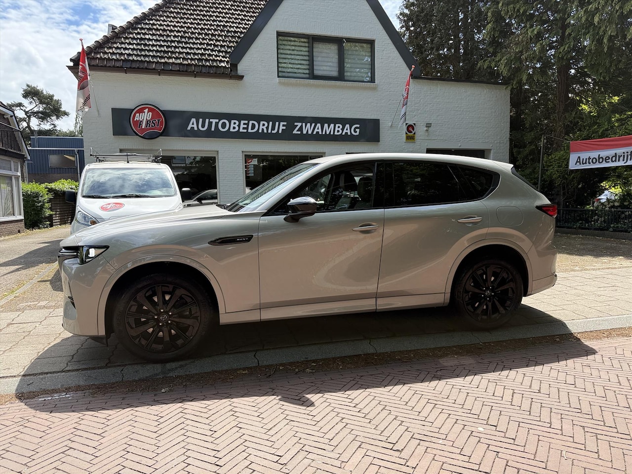 Mazda CX-60 - 2.5 E-Skyactiv PHEV 327pk Aut Homura - AutoWereld.nl