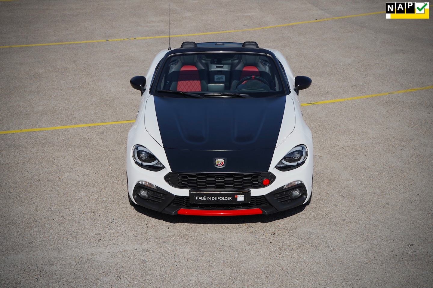 Fiat 124 Spider - 1.4 MultiAir Turbo Abarth 1.4 MultiAir Turbo Abarth - AutoWereld.nl