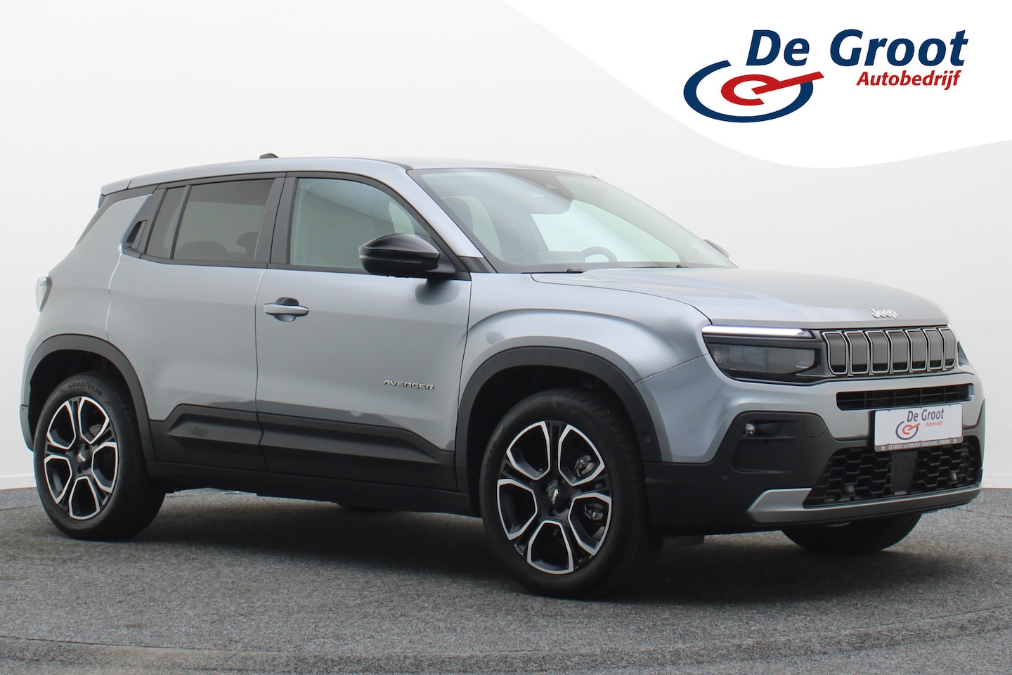 Jeep Avenger - Summit 54 kWh Camera, Apple CarPlay, LED, ACC, Climate Control, 18" - AutoWereld.nl