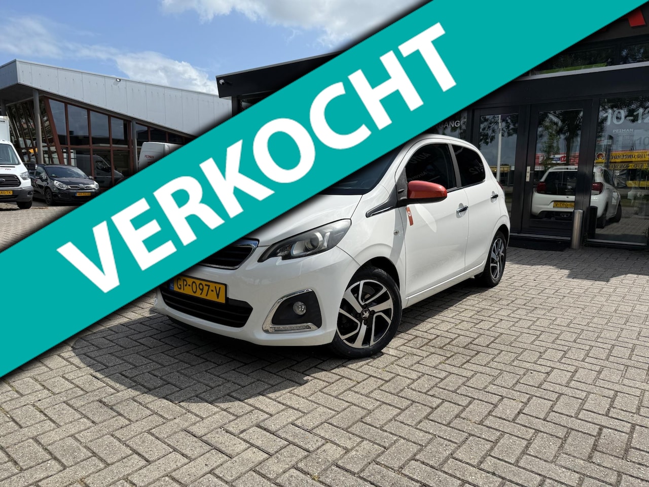 Peugeot 108 - 1.2 Puretech TOP! Roland Garros | Elektrische ramen voor | Speed Limiter | Apple carplay | - AutoWereld.nl