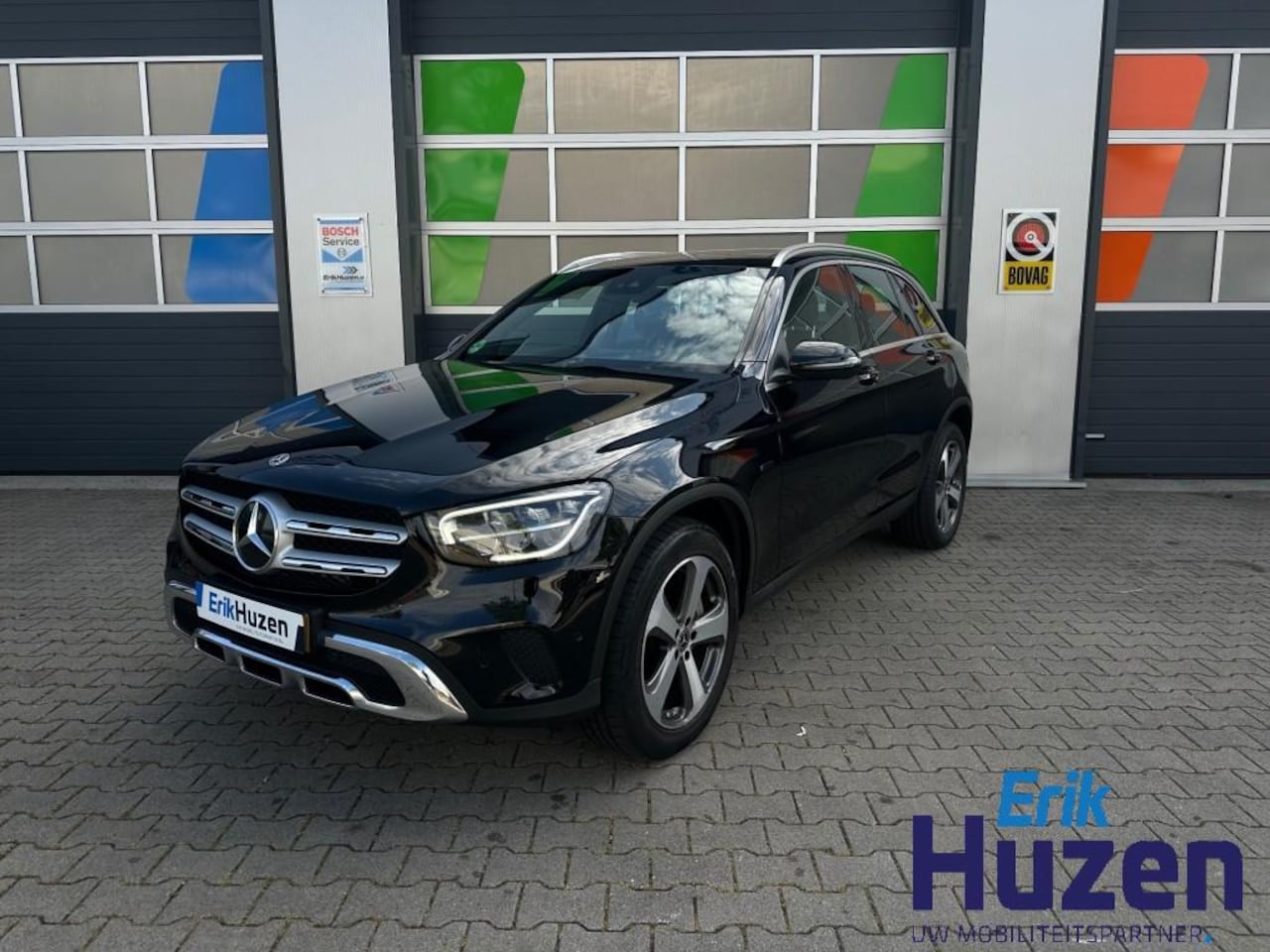 Mercedes-Benz GLC-klasse - 300E / 313PK/4Matic/ BNS SOL. /PANO/ Stoel verwarming - AutoWereld.nl