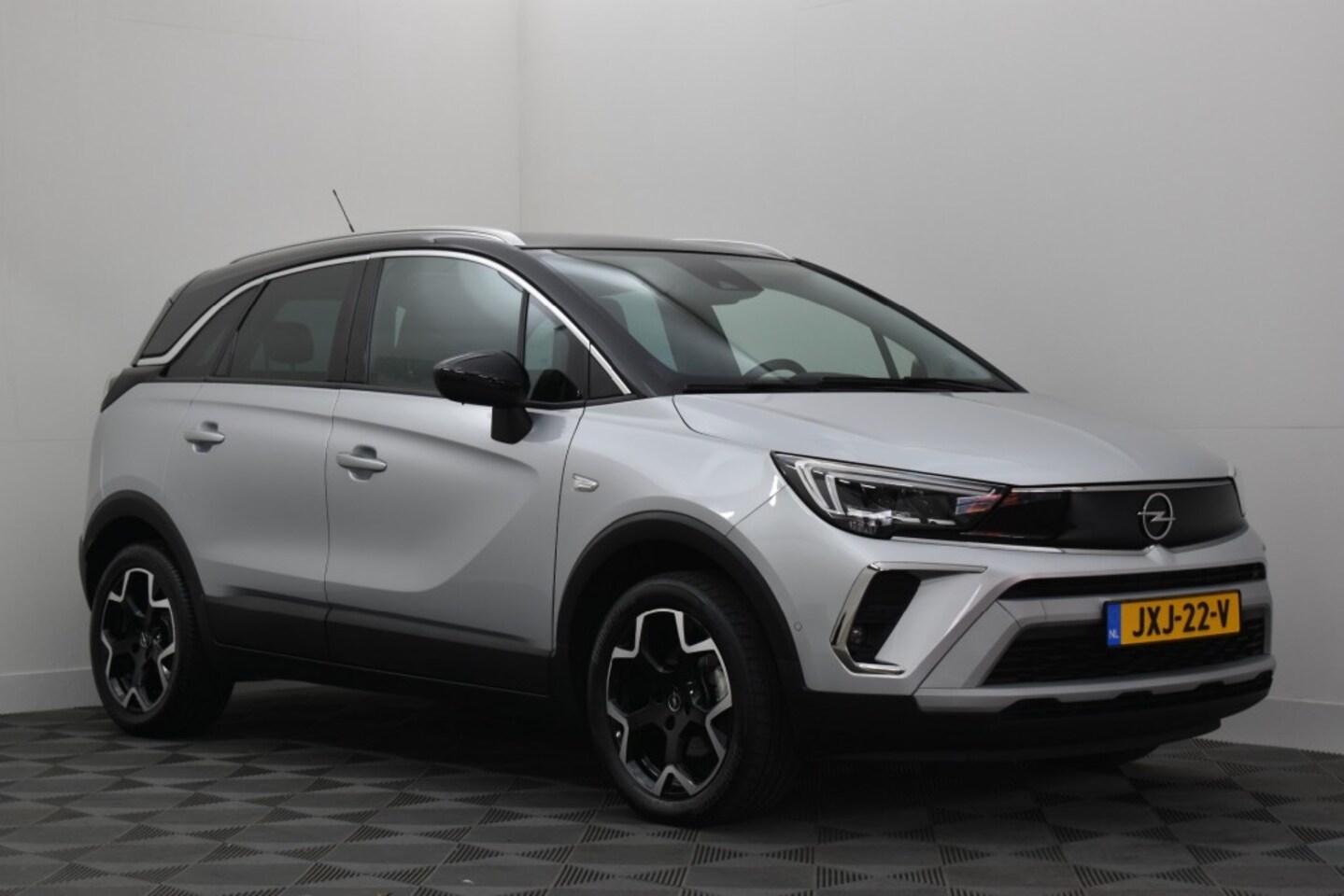 Opel Crossland - 1.2 Turbo Ultimate 1.2 Turbo 110PK ULTIMATE - AutoWereld.nl