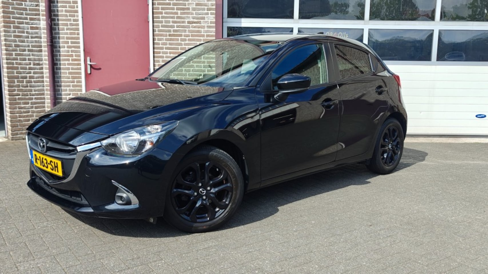 Mazda 2 - 2 SKYACTIV-G 90 GT-M - Stoelverwarming - Camera - Nette auto - prijs is all in - AutoWereld.nl