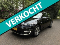 Volkswagen e-Golf - E-Golf Navi / Carplay / Full Led / Adaptive CC