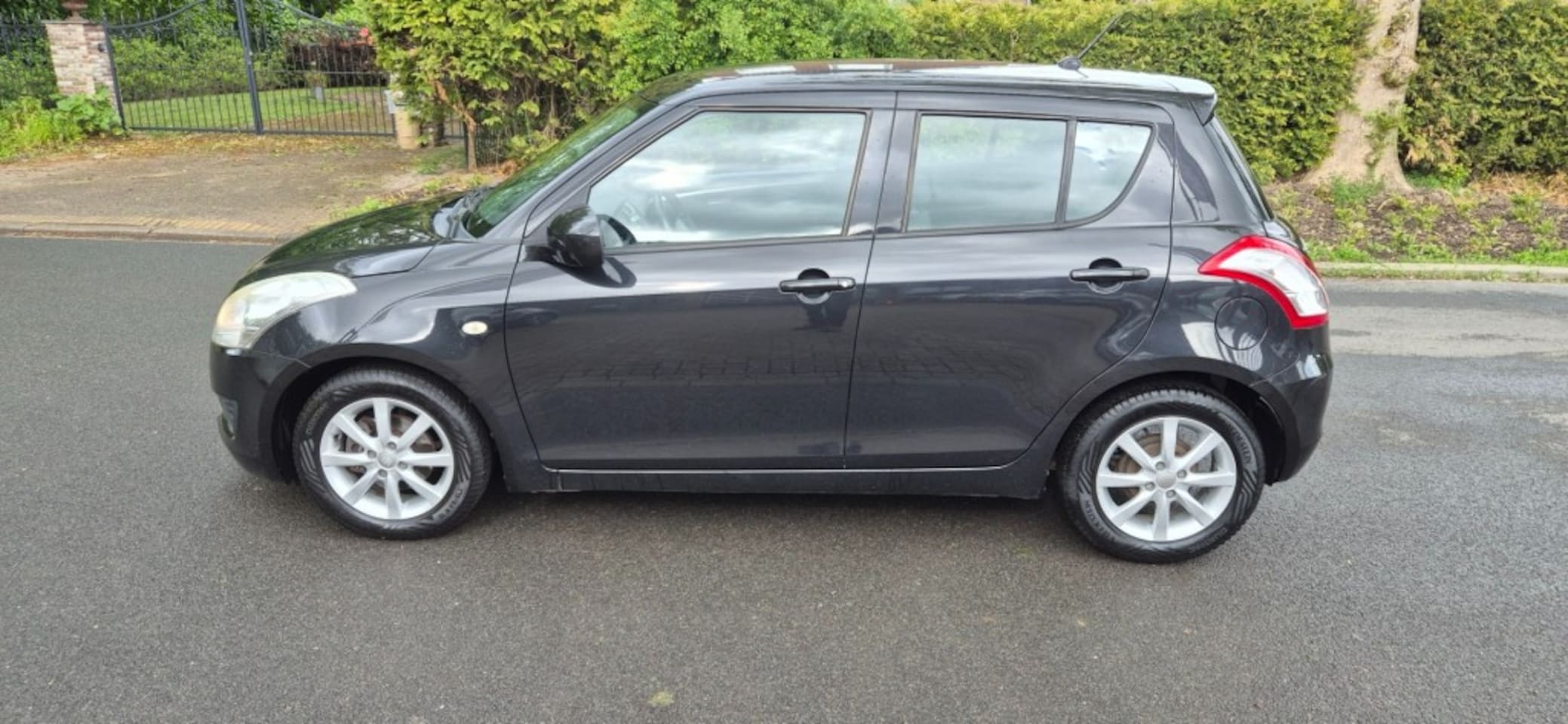 Suzuki Swift - 1.2 comfort*airco*automaat*Cruise*stoelverw.*NAP*LMV* - AutoWereld.nl