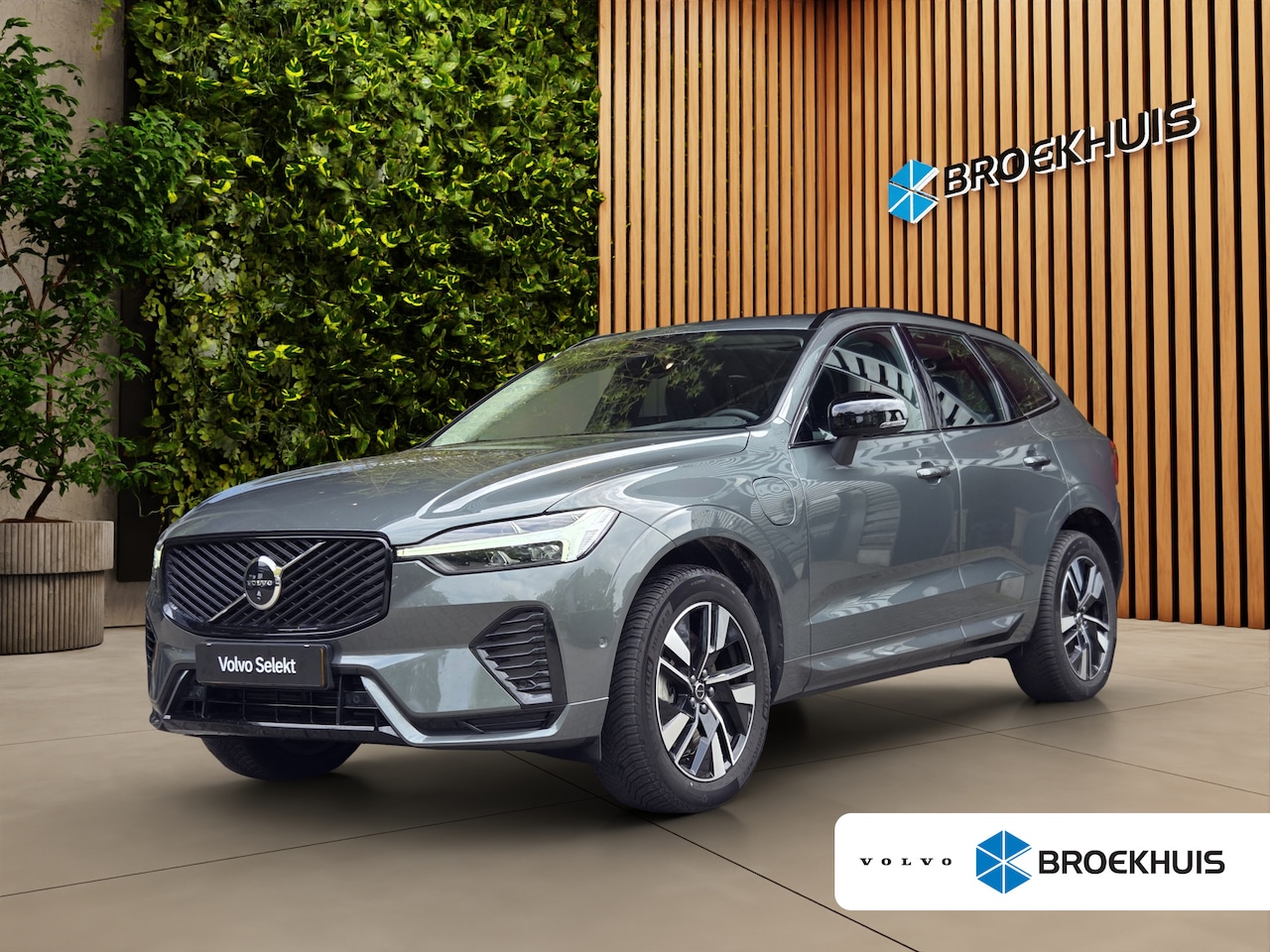 Volvo XC60 - 2.0 T6 Plug-in hybrid AWD Plus Dark | SOH 100% | Head-up | 360 Cam | Pano | Memory | Pilot - AutoWereld.nl