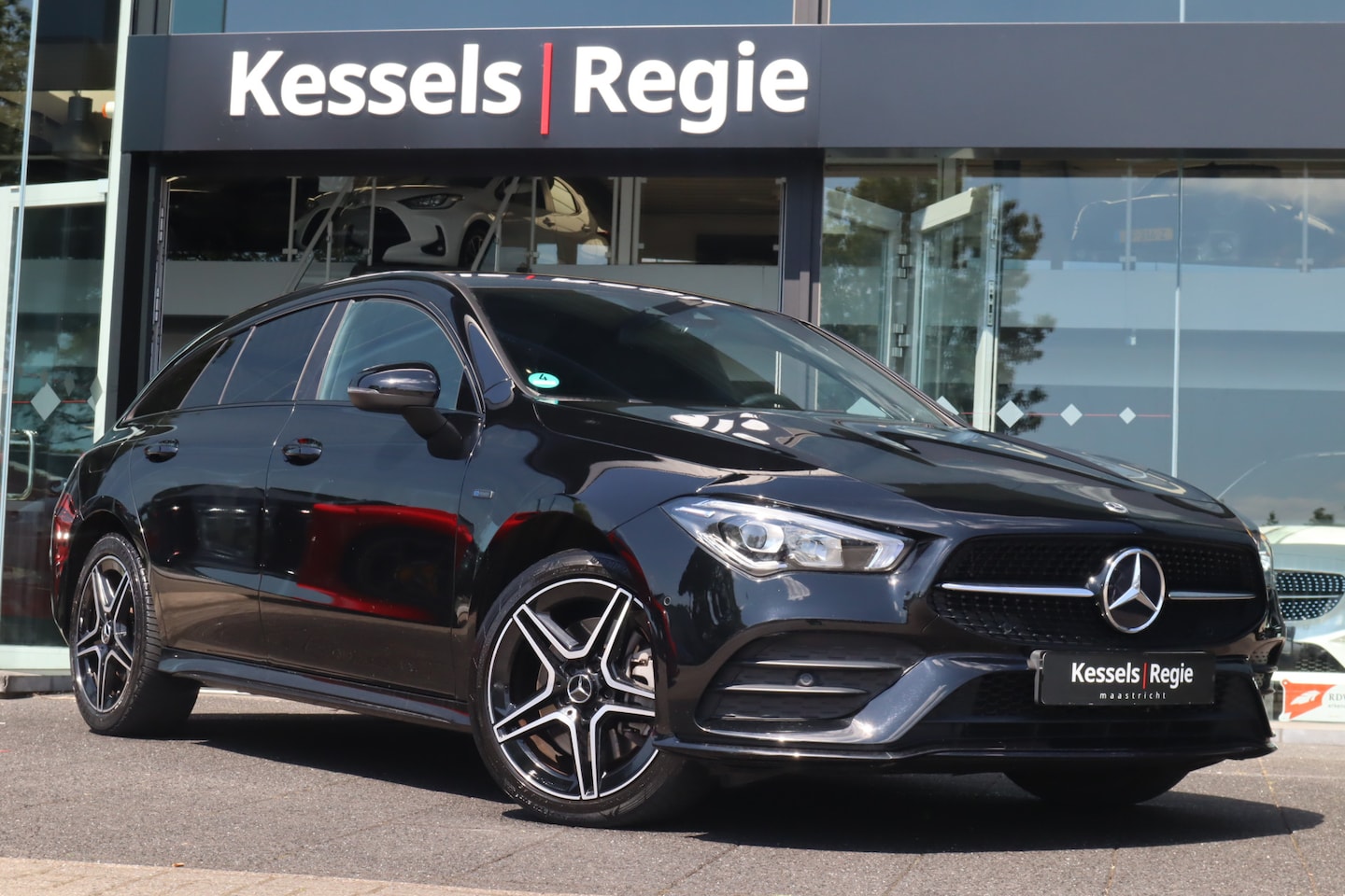 Mercedes-Benz CLA-klasse Shooting Brake - 250 e AMG Line Night | Led | Sfeerverlichting | Burmester | Camera - AutoWereld.nl