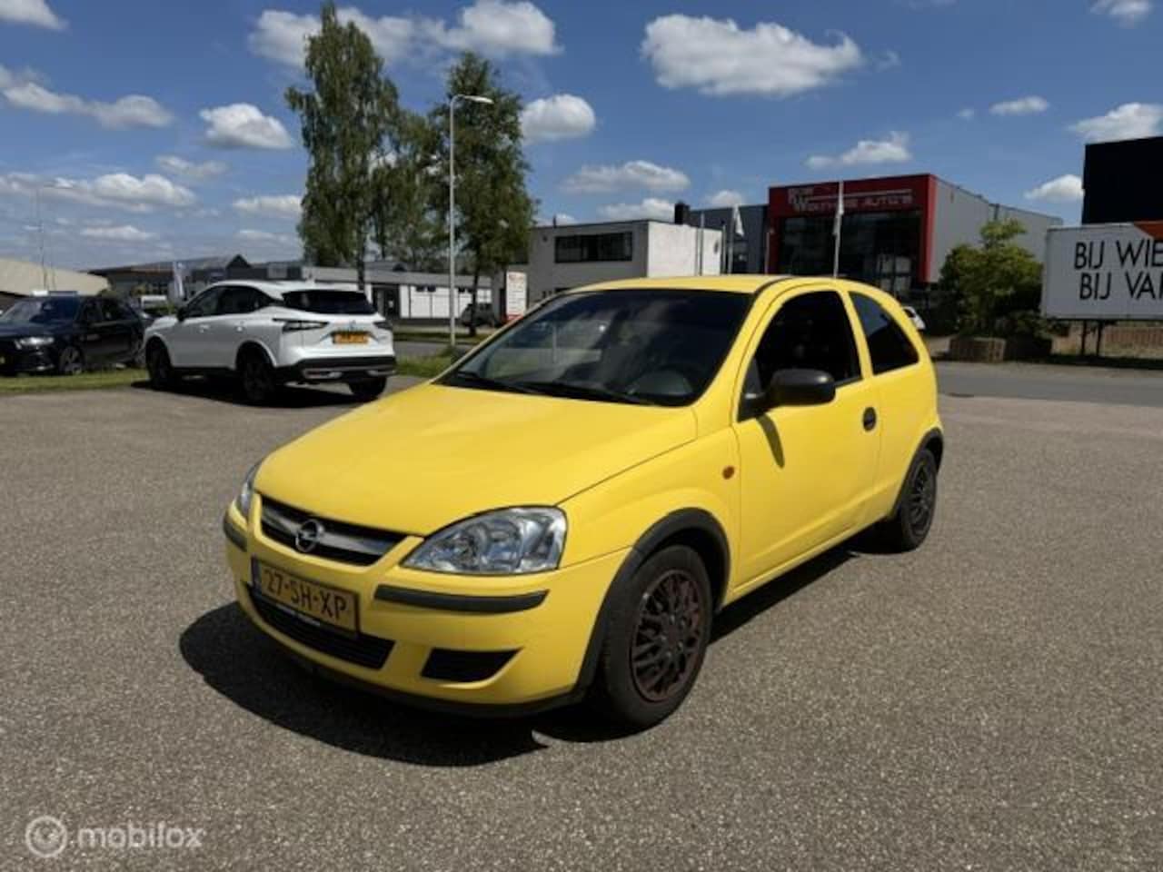 Opel Corsa - 1.2-16V Rhythm € 500,- zo mee nemen - AutoWereld.nl
