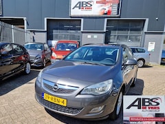 Opel Astra Sports Tourer - 1.6 Turbo AIRCO CR CONTROL 180 PK