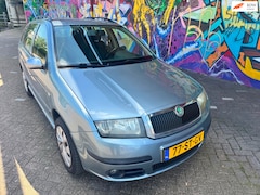 Skoda Fabia Combi - 1.4-16V Equipe plus elektrische ramen airco rijd super lekker fijne ruime auto