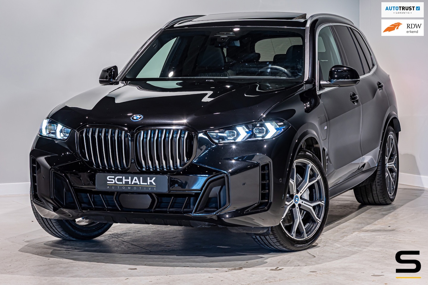 BMW X5 - XDrive50e Launch Edition|M-sport|Pano|H&K|Skylounge - AutoWereld.nl