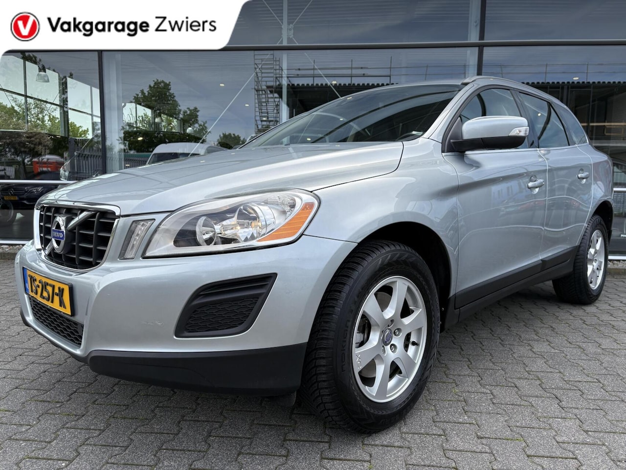 Volvo XC60 - 2.0 T5 Summum|Automaat|Stoelverwarming|Memory|Cruise|Leder - AutoWereld.nl