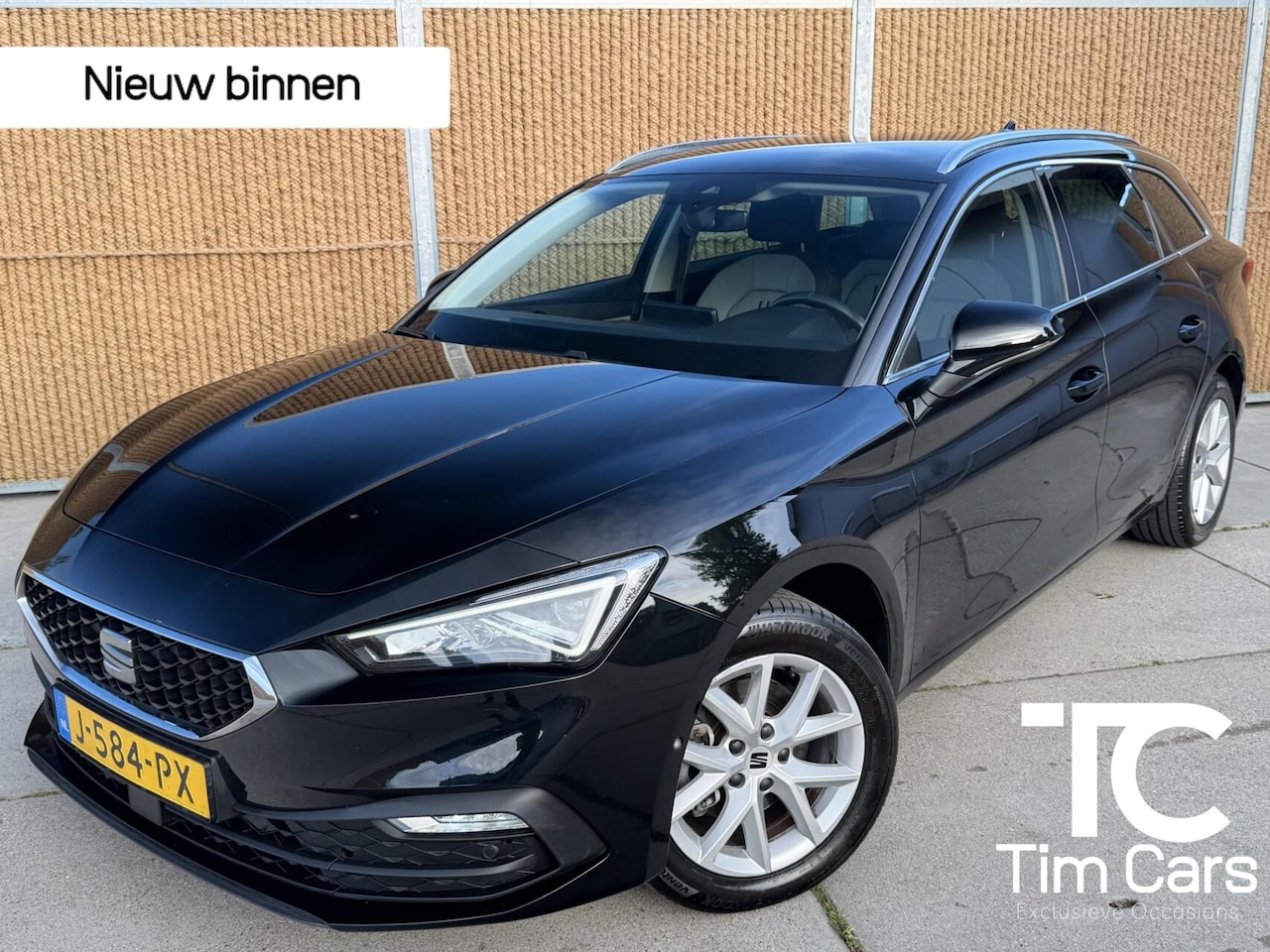 SEAT Leon Sportstourer - 1.5 eTSI Style Launch Edition Automaat | Stoel- en stuurwielverwarming | Trekhaak uitklapb - AutoWereld.nl