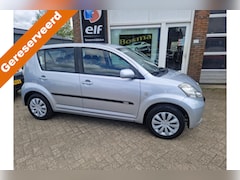 Daihatsu Sirion 2 - 1.3-16V "Comfort" Airco - isofix - Apk 02-12-2026