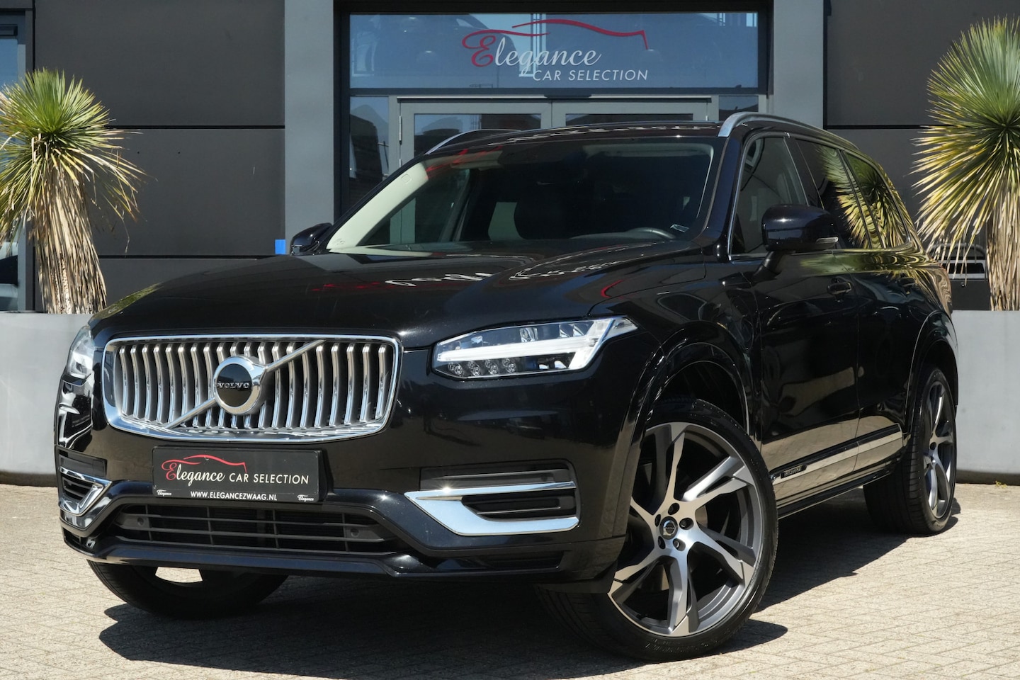 Volvo XC90 - 2.0 T8 Recharge AWD R-Design 392pk Navigatie/Trekhaak/Camera - AutoWereld.nl