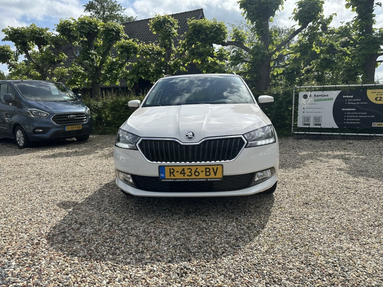 Skoda Fabia Combi - 1.0 TSI Bus. Edition Carplay/Climate-Control