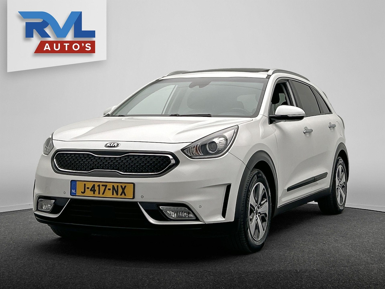 Kia Niro - 1.6 GDi Hybrid First Edition Pano/dak Adaptieve/Cruise Camera - AutoWereld.nl
