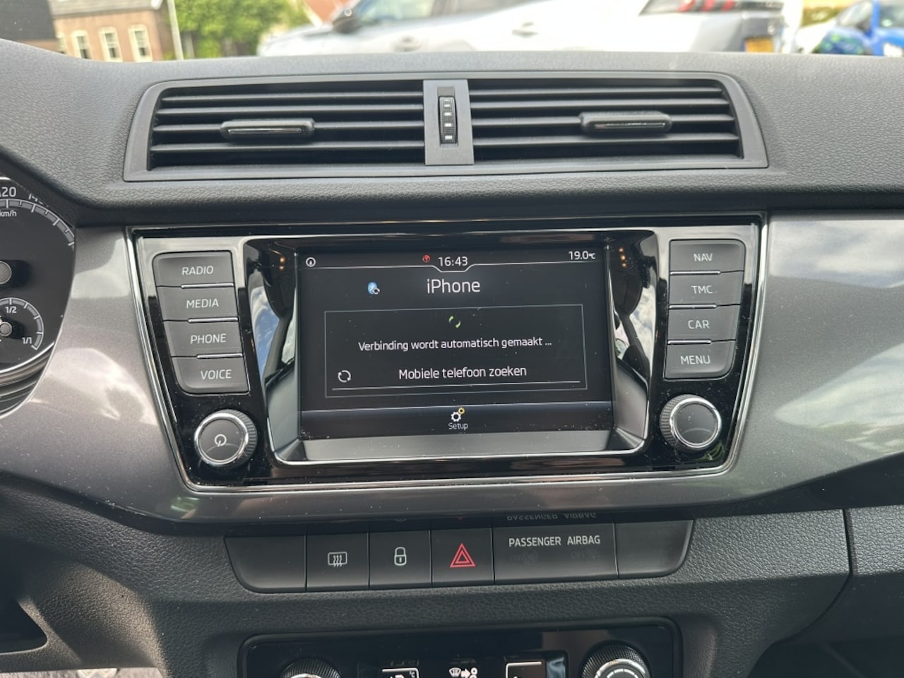 Skoda Fabia Combi - 1.0 TSI Bus. Edition Carplay/Climate-Control