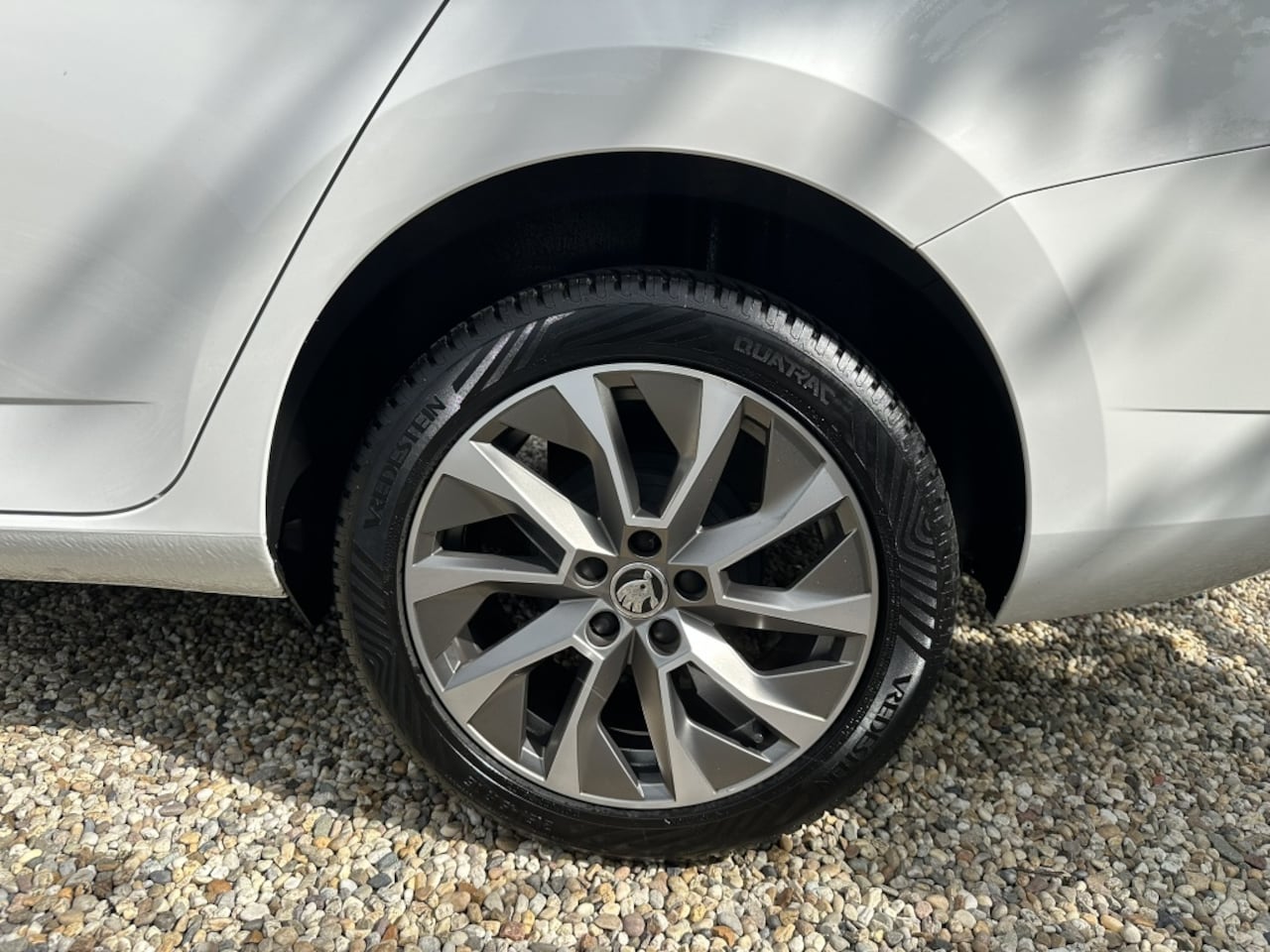Skoda Fabia Combi - 1.0 TSI Bus. Edition Carplay/Climate-Control