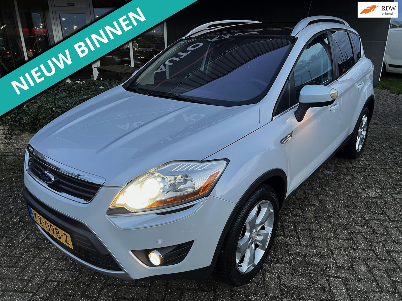 Ford Kuga - 2.5 Titanium PEARL WHITE ECC/CRUIS/NAV/PANO APK+NAP - AutoWereld.nl