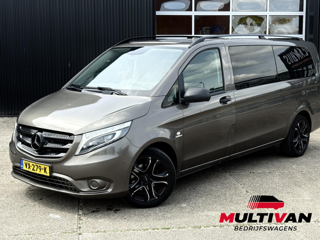 Mercedes-Benz Vito - 114 CDI Extra Lang DC XXL L3 | MARGE | LEDER | LED | CRUISE | NETTE BUS - AutoWereld.nl