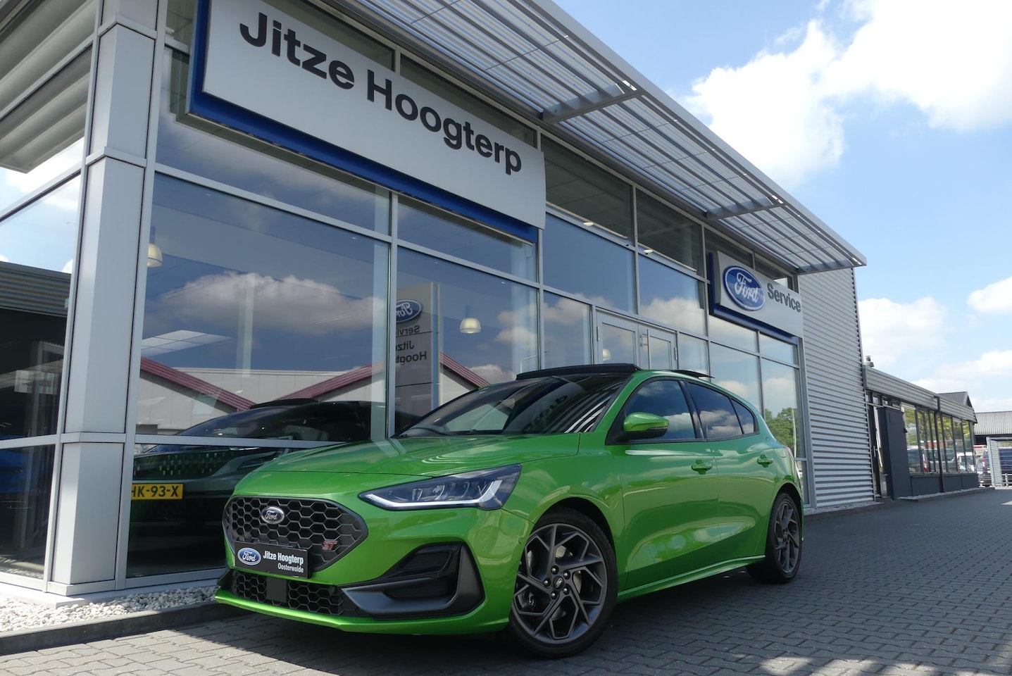 Ford Focus - 2.3 EcoBoost ST-X PANO, ADAPT. ST ONDERSTEL, MATRIX, WINTER PACK, ADAPT. CRUISE, CLIMA, NA - AutoWereld.nl