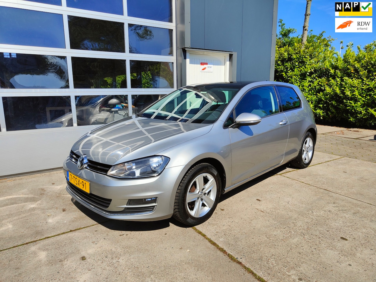 Volkswagen Golf - 1.2 TSI Highline 1.2 TSI Highline - AutoWereld.nl