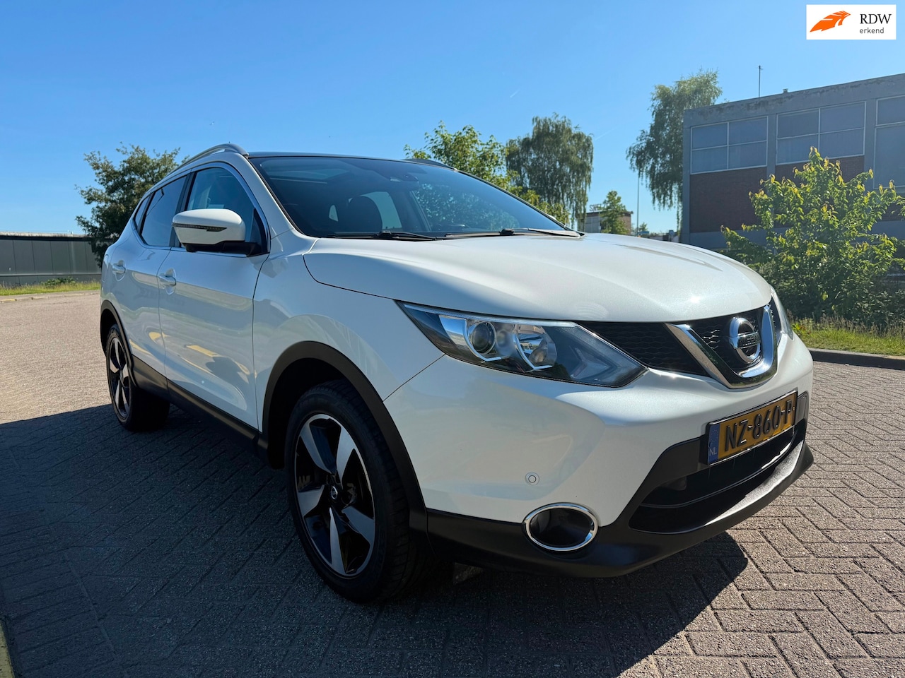 Nissan Qashqai - 1.2 N-Connecta 1.2 N-Connecta - AutoWereld.nl