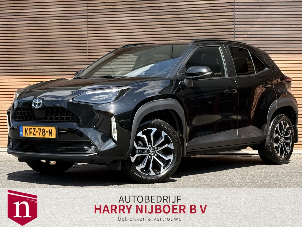 Toyota Yaris Cross - 1.5 Hybrid Adventure Panodak / Trekhaak / Camera /Adpt. Cruise / Carplay - AutoWereld.nl