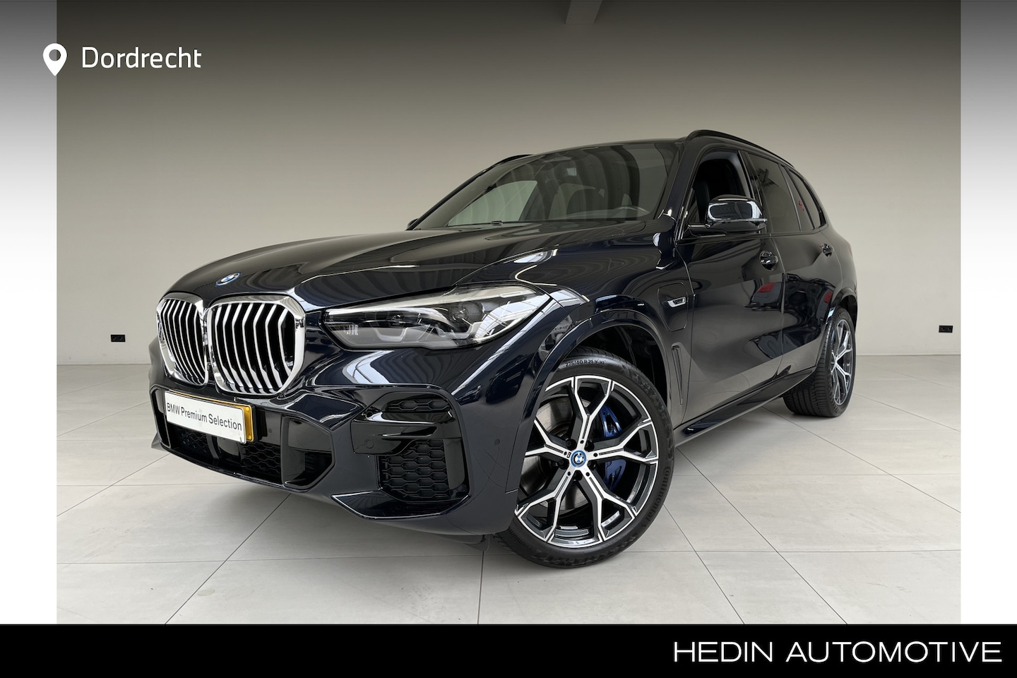 BMW X5 - xDrive45e High Exe | M-Sport | Individual leder uitgebr. | 21'' | Co-Pilot | Panorama Sky - AutoWereld.nl