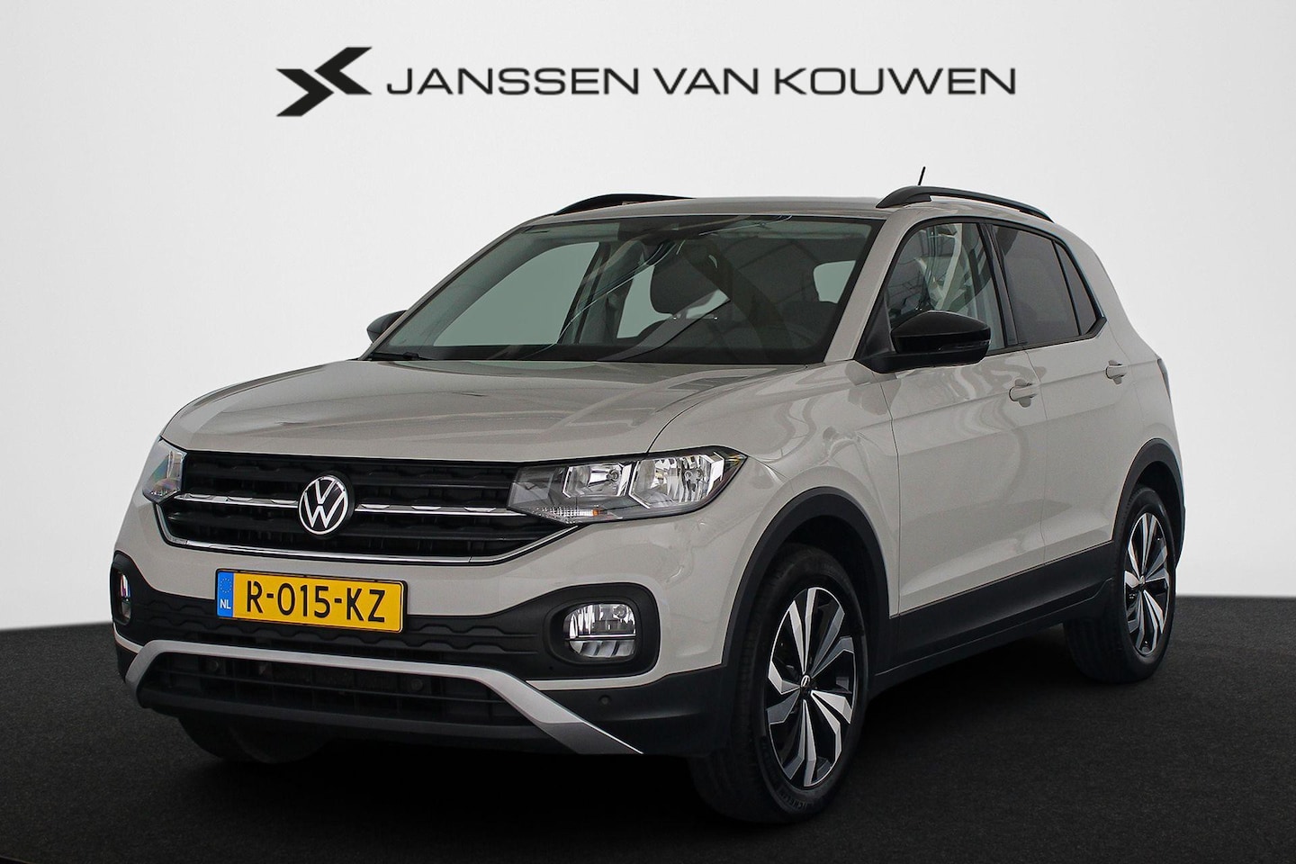 Volkswagen T-Cross - 1.0 TSI Life Stoelverwarming Camera Keyless Apple Carplay - AutoWereld.nl