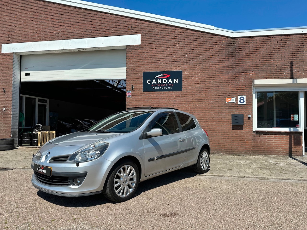Renault Clio - 1.6-16V Dynamique Luxe | Stoelverwarming | Airco | Panoramadak - AutoWereld.nl