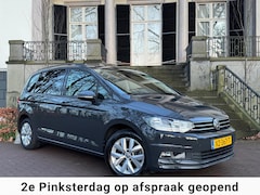 Volkswagen Touran - 1.5 TSI Comfortline Dsg Navi Camera Climate Cruise Ctr Pdc Lmv